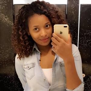 Meet your Posher, Mariama